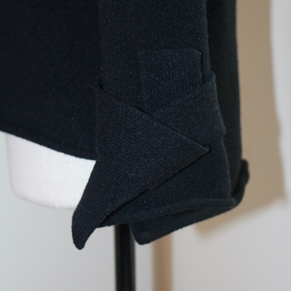 Bar lll, black sweater with tie sleeves         C5 - Picture 3 of 11